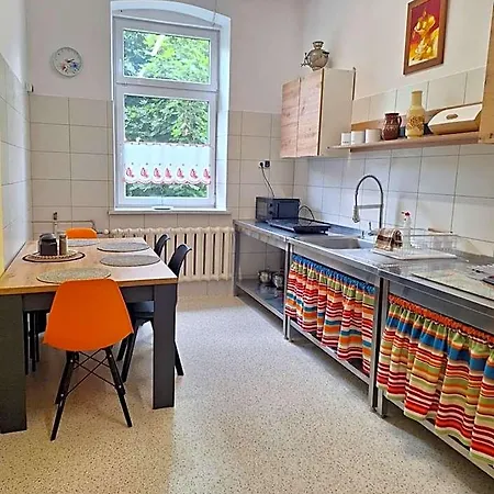 Za Zielona Brama Hostel