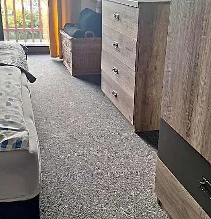 Za Zielona Brama Hostel *
