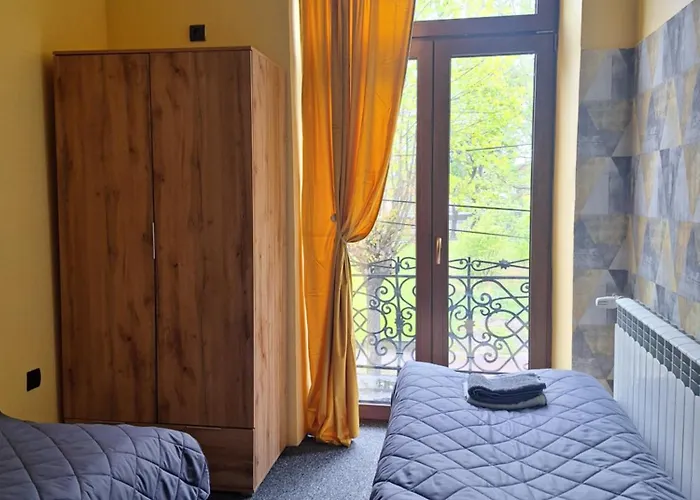 Za Zielona Brama Hostel